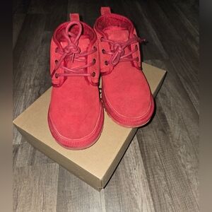 UGG Newmel Womens Red Size 7
